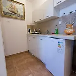 Aktywna *